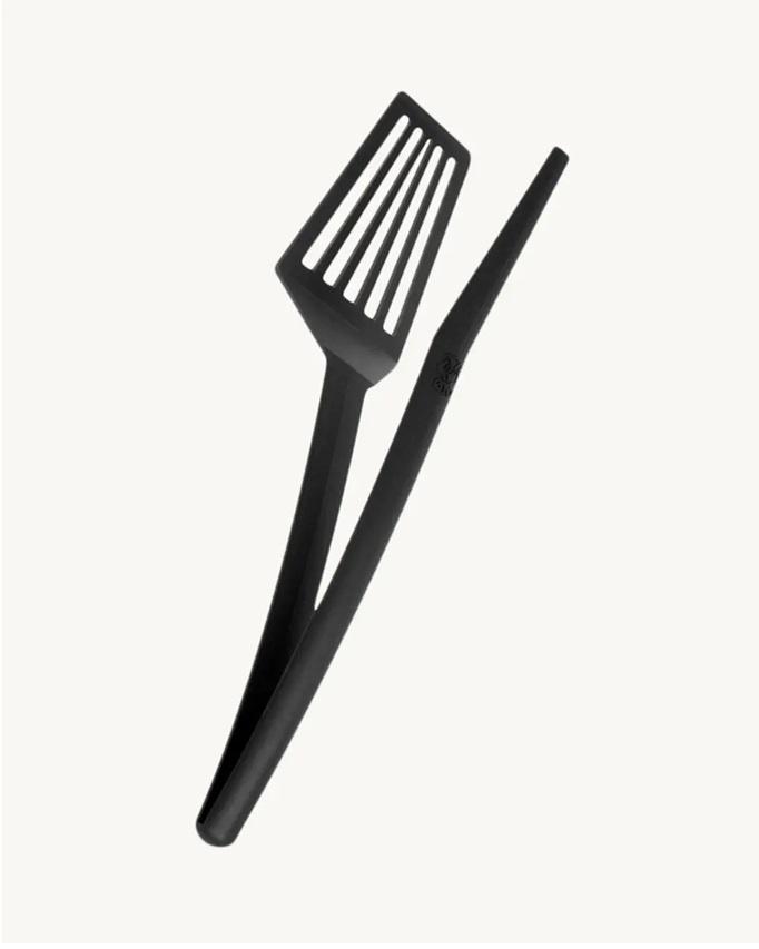 Øyo Spadepinsett, Sort